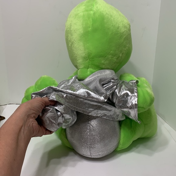 Green Alien rare Area 51 - Picture 5 of 15